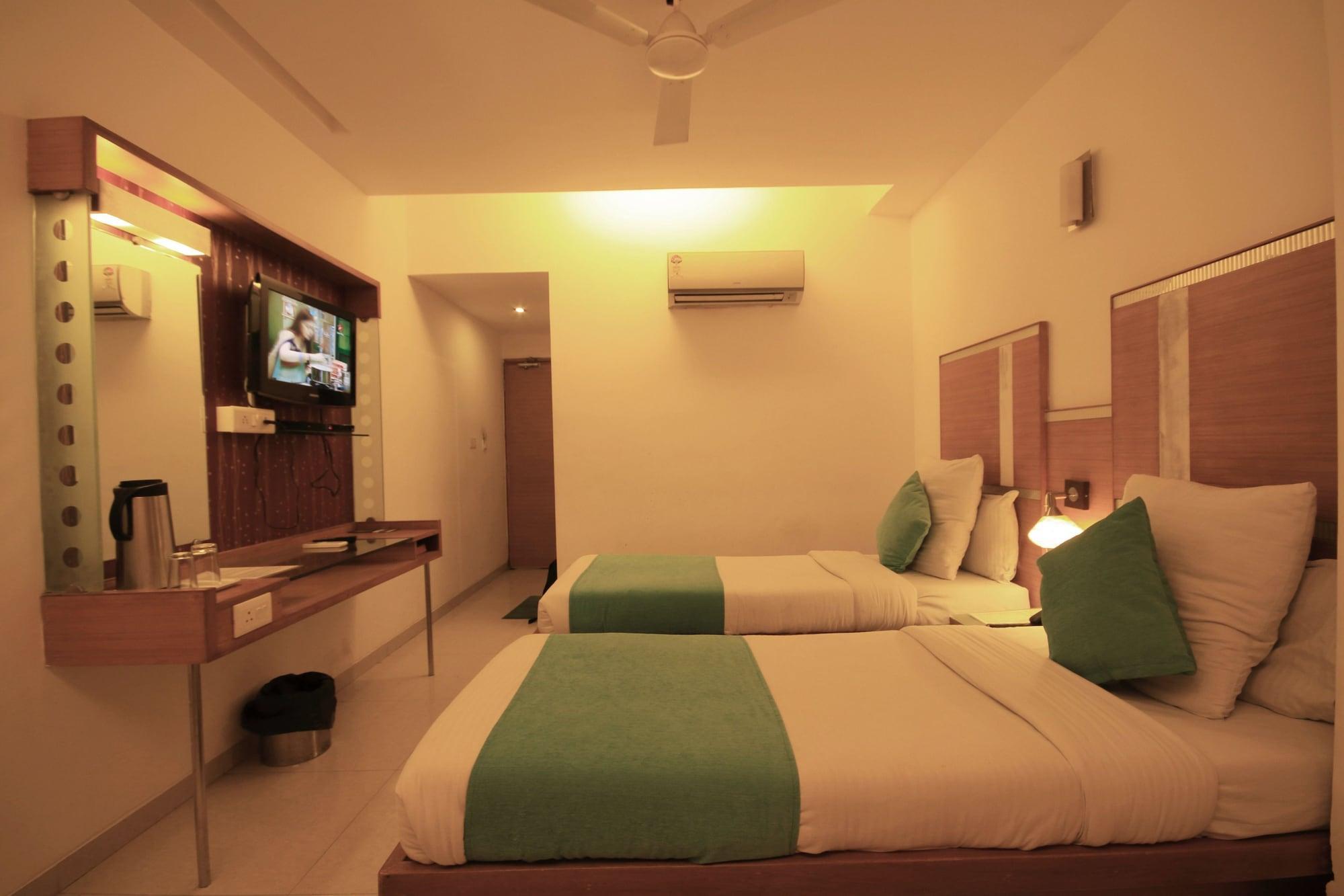 Fabhotel Kadamb Inn Ahmedabad Exterior photo